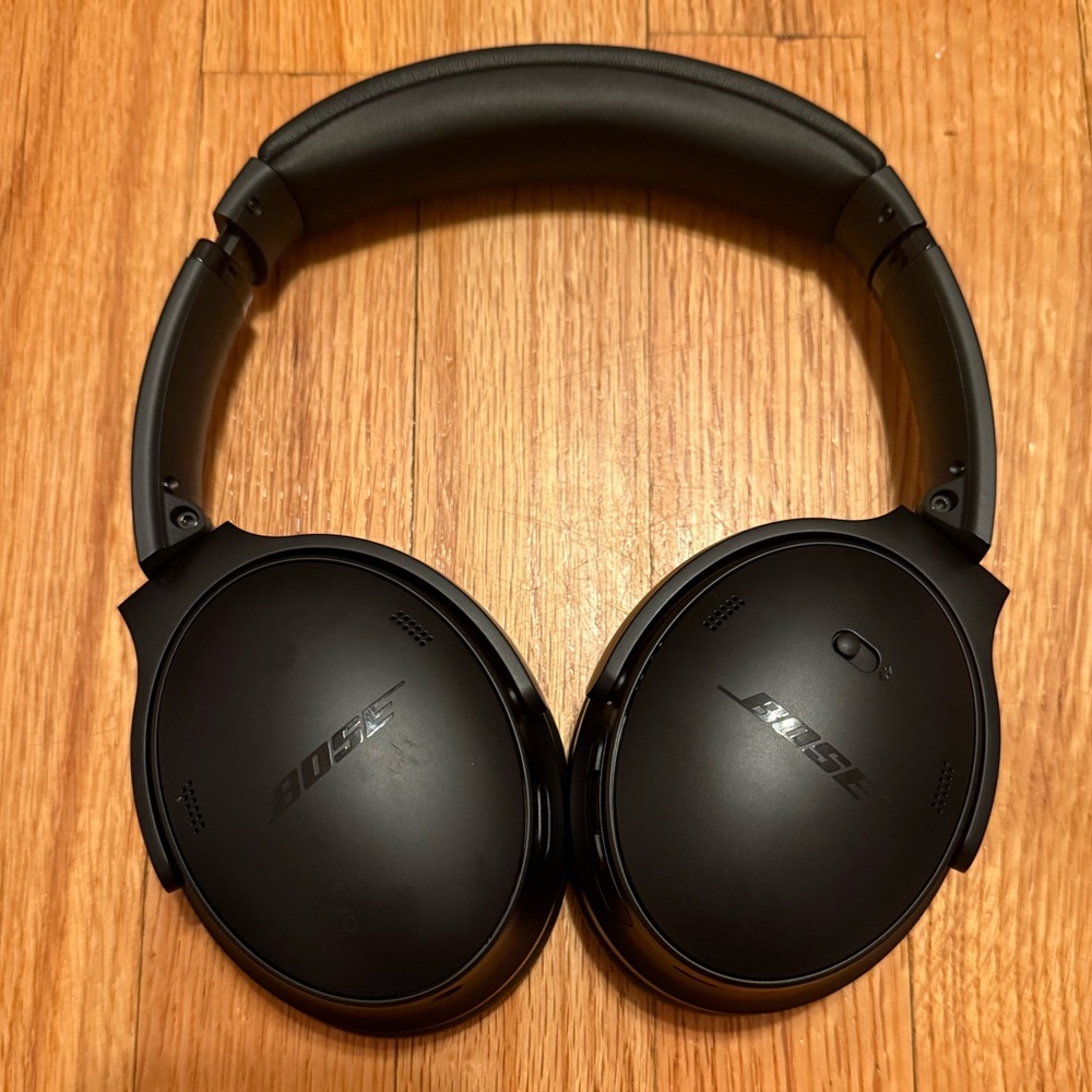 Bose Over-Ear Black Headphones